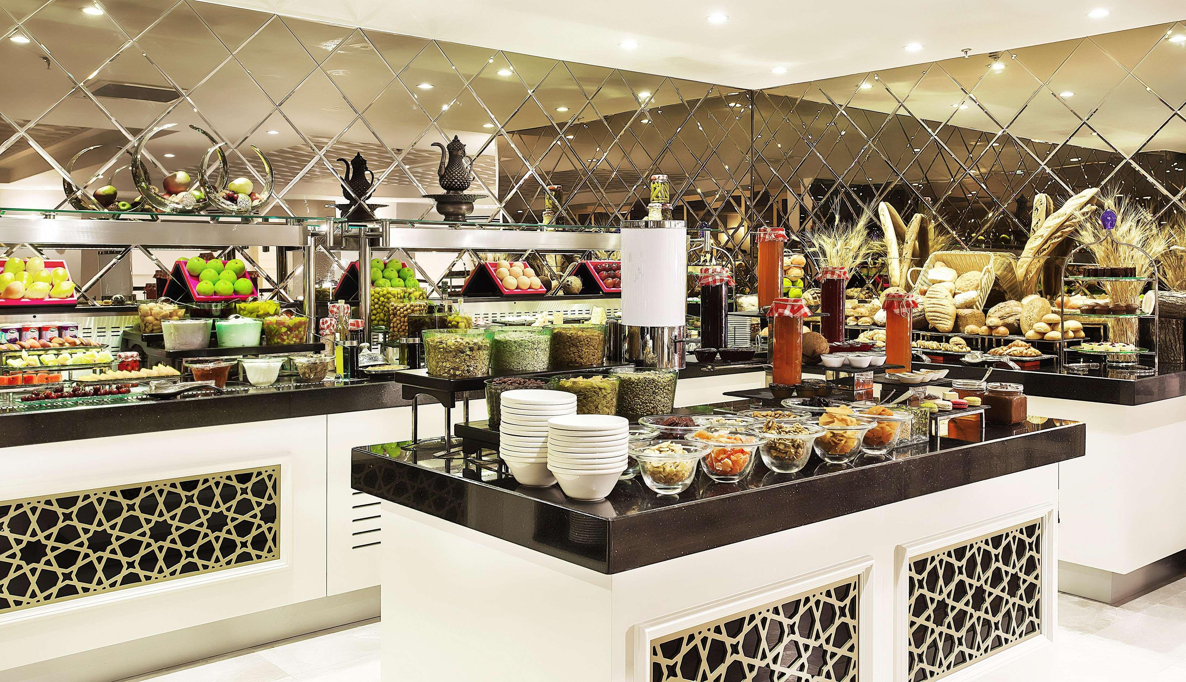 Hotel Doubletree By Hilton Gaziantep Extérieur photo