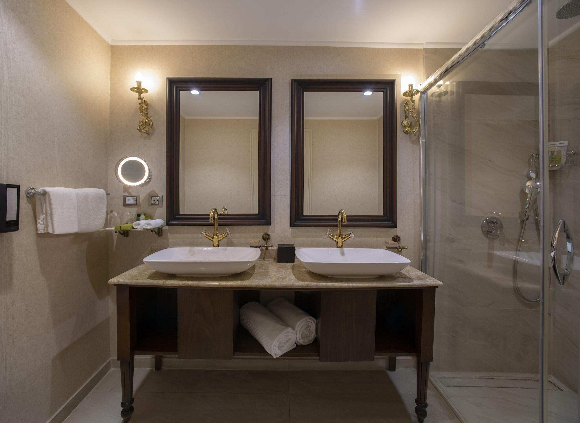 Hotel Doubletree By Hilton Gaziantep Extérieur photo